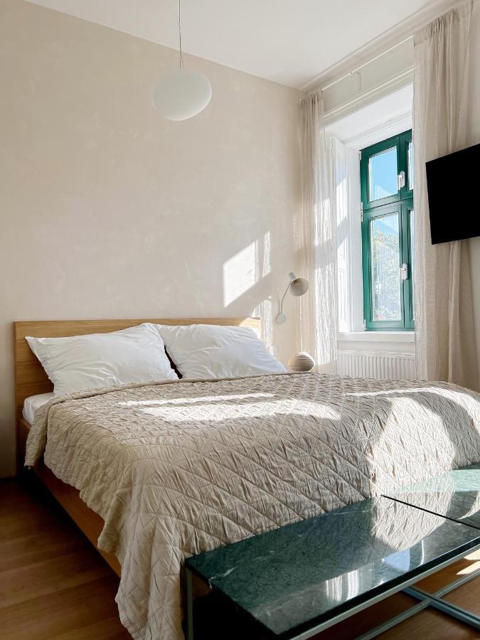 Sissi West Hotel Vienna Exterior photo